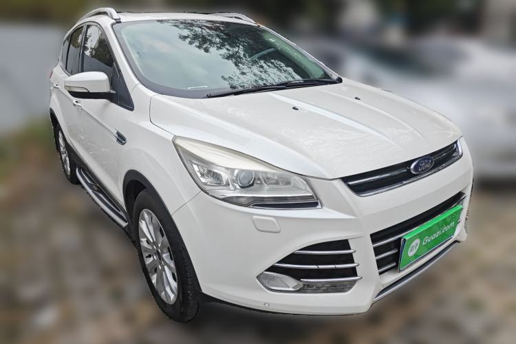 Used Ford Kuga 2015 2.0L GTDi Four-Wheel-Drive Sport Model