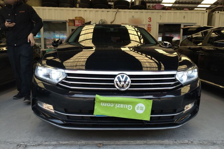 Used Volkswagen Magotan 2018 330TSI DSG Luxury Model Front