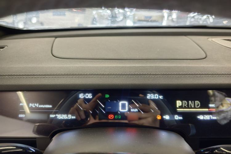 Used NETA S 2022 Extended-Range Version 1160 km Range Rear-Wheel Drive Mid-Grade
