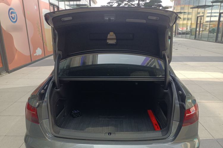 Used Audi A4L 2020 40 TFSI quattro Luxury Dynamic Model