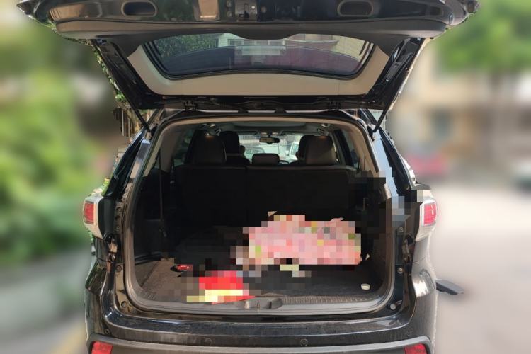 Used Toyota Highlander 2017 2.0T Two-Wheel Drive Luxury Edition 7 Seats