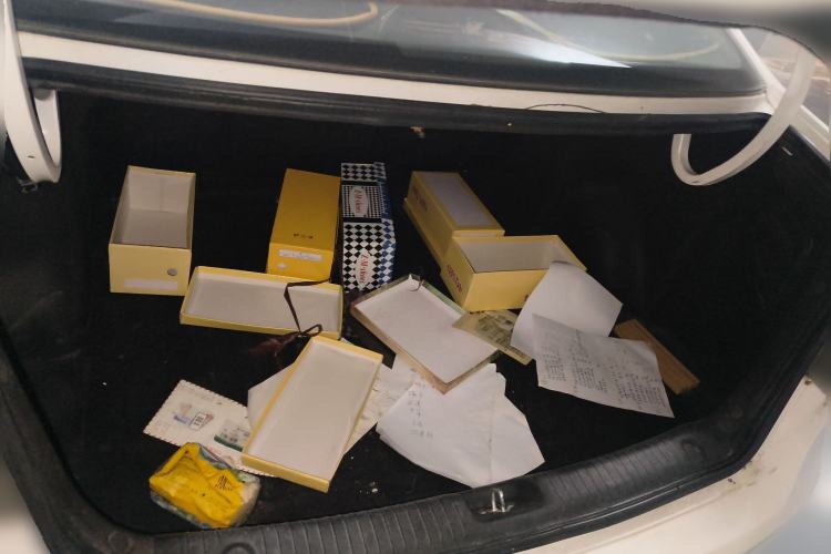 Used Kia K2 2012 Sedan 1.6L Automatic Transmission Premium Commemorative Edition
