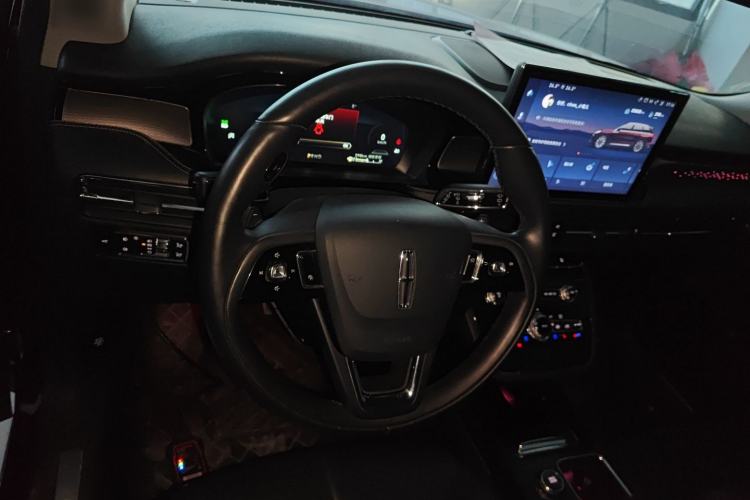 Used Lincoln Corsair 2022 2.0T Two-Wheel Drive Luxury Edition