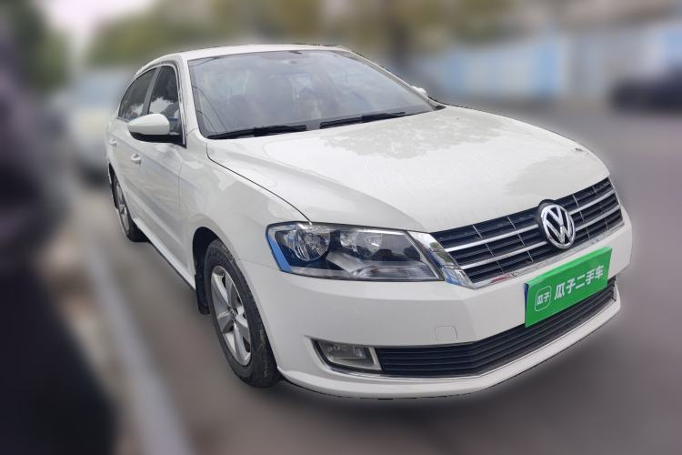 Used Volkswagen Lavida 2013 Revised Classic 1.6L Automatic Fashion Edition Front Right 45 Deg