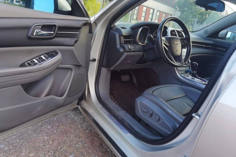 Used Chevrolet Malibu 2014 2.4L Automatic Luxury Edition
