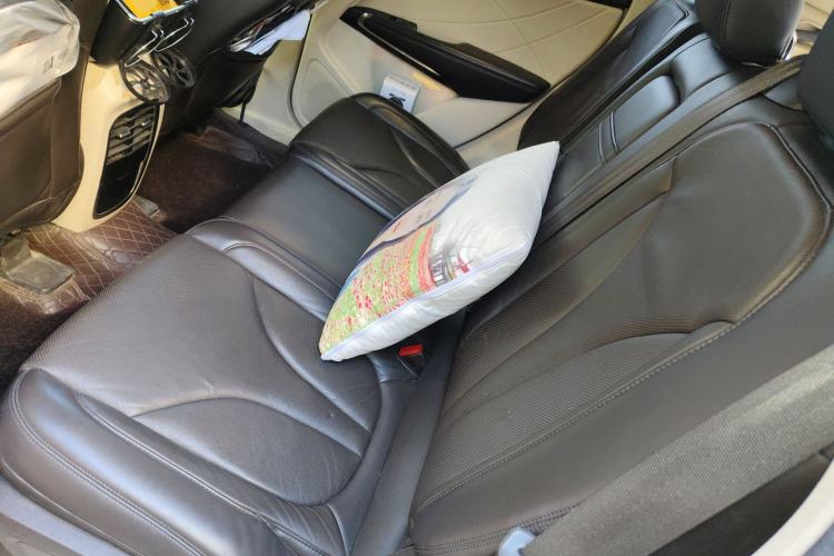 Used Lincoln MKC 2014 2.0T Four-Wheel Drive Luxury Edition Left Rear Seat