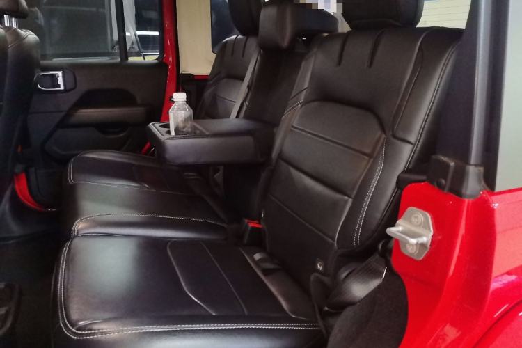 Used Jeep Wrangler New Energy 2021 Four-Door 2.0T 4xe Sahara First Edition
