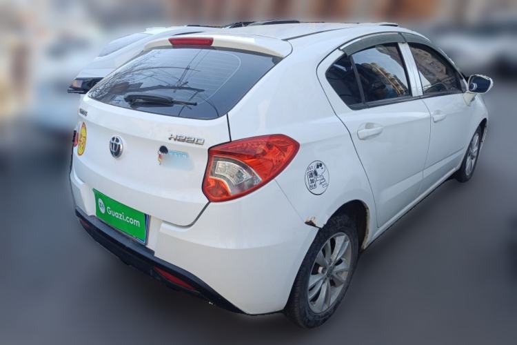 Used Brilliance H220 2014 1.5L Manual Comfort Model
