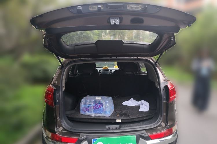 Used Kia Sportage R 2012 2.0L Automatic Two-Wheel Drive GLS Trunk