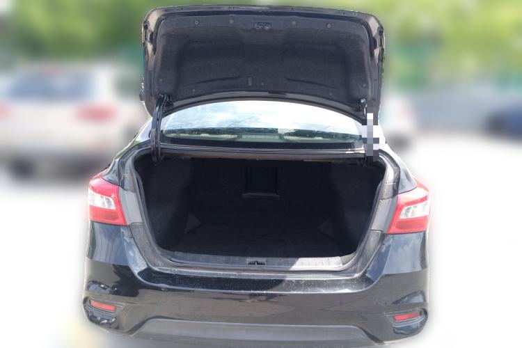 Used Nissan Sylphy 2019 1.6XV CVT Smart Connect Luxury Edition China VI Standard
