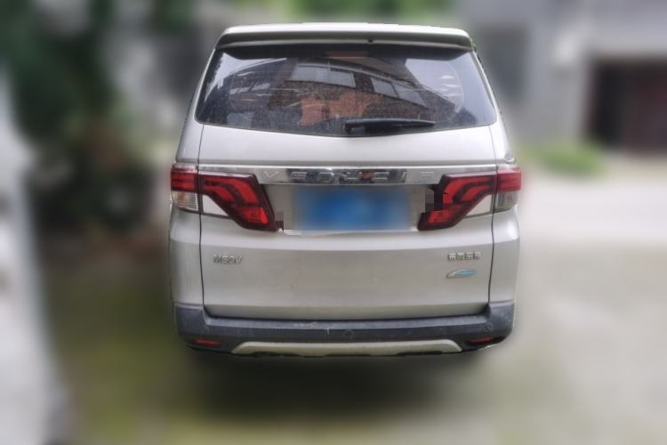 Used Venucia M50V 2019 1.6L CVT Luxury Edition Rear