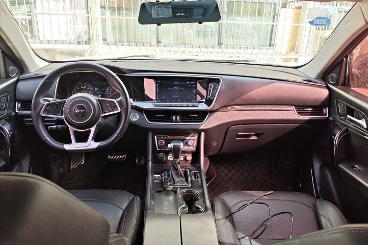 Used Zotye T600 Coupe 2017 1.5T Automatic Luxury Model Center Console