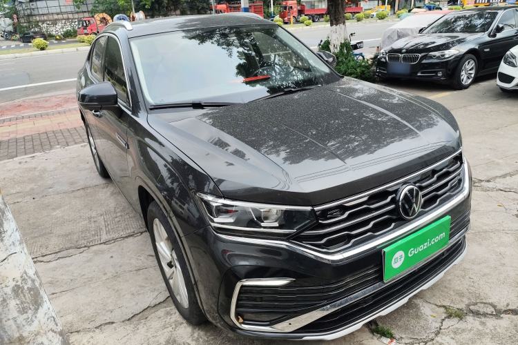 Used Volkswagen Tayron X 2020 330TSI Two-Wheel Drive Luxury Smart Connectivity Version Front Right 45 Deg