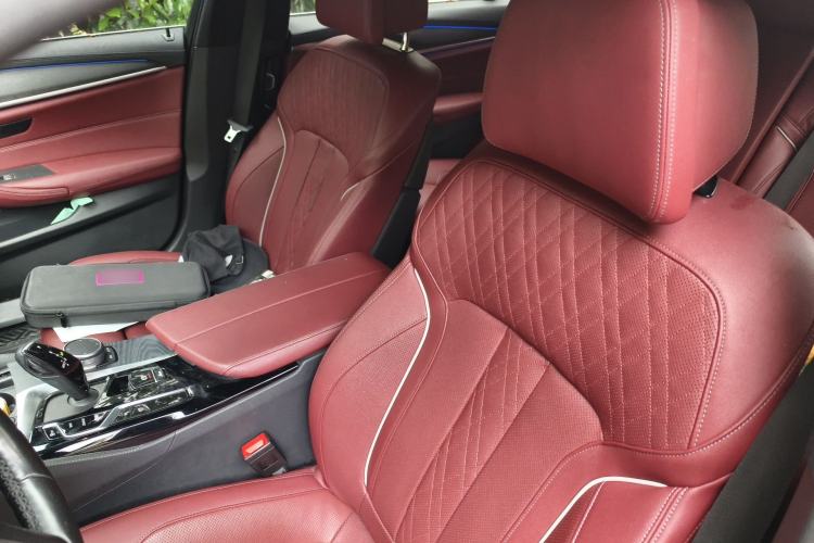 Used BMW 5 Series 2022 530Li Luxury Edition M Sport Package Left Front Seat