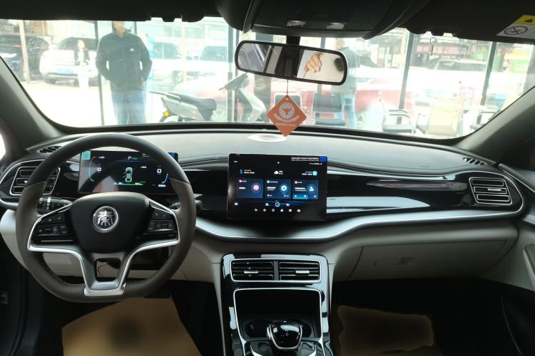 Used BYD Qin PLUS 2024 Honor Edition EV 510KM Beyond Model