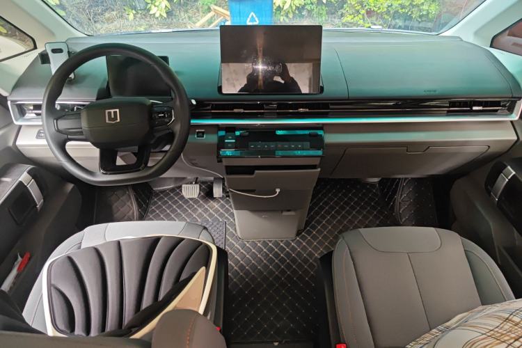 Used Farizon Super VAN 2025 Model, Zhifu Edition, Mid-axle High-roof, 68 kWh, Zhixin Center Console