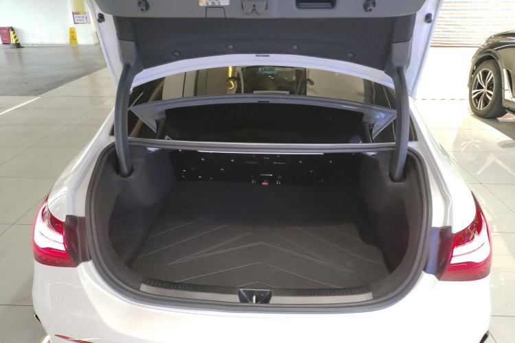 Used Mercedes-Benz A-AMG 2025-Year Restyled AMG A 35 L 4MATIC