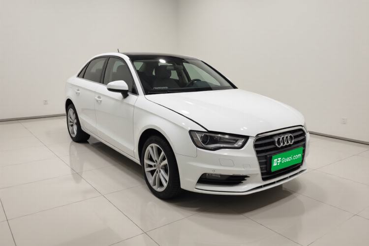 Used Audi A3 2016 Limousine 35 TFSI Style Edition Front Right 45 Deg