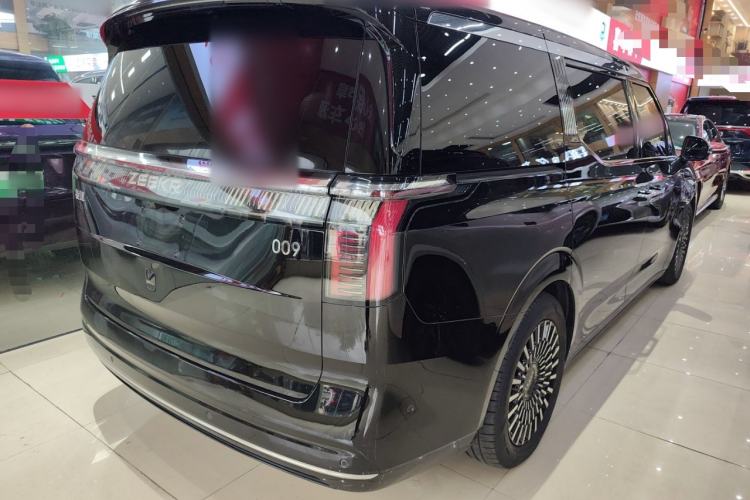 Used Zeekr 009 2022 WE Edition Rear Right 45 Deg