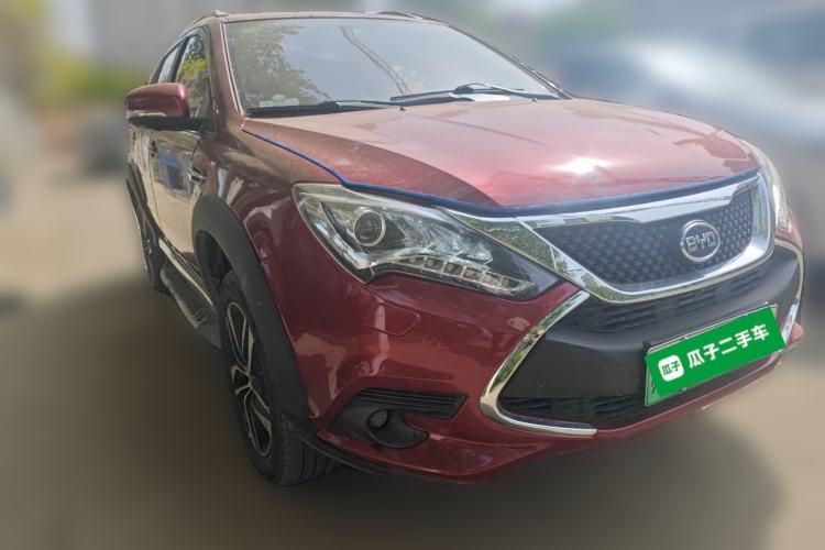 Used BYD Tang New Energy 2015 2.0T Four-Wheel-Drive Flagship Model Front Right 45 Deg