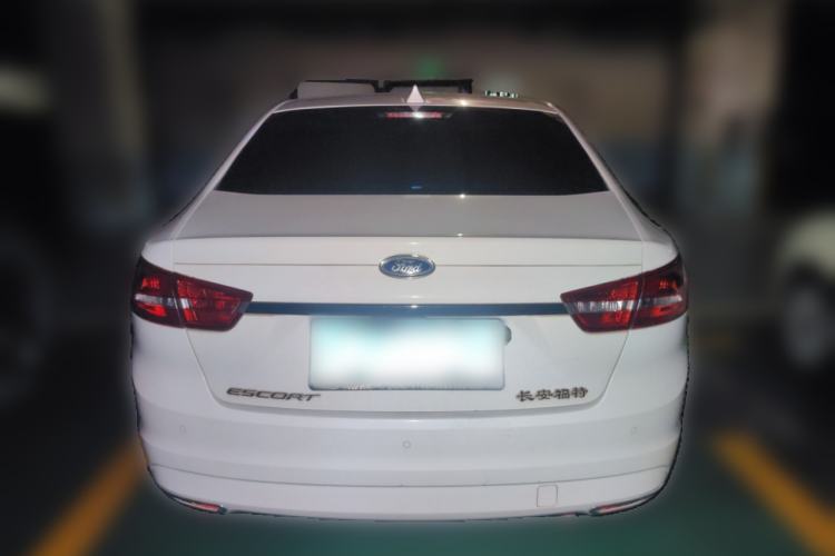 Used Ford Escort 2015 1.5L Automatic Fashion Model