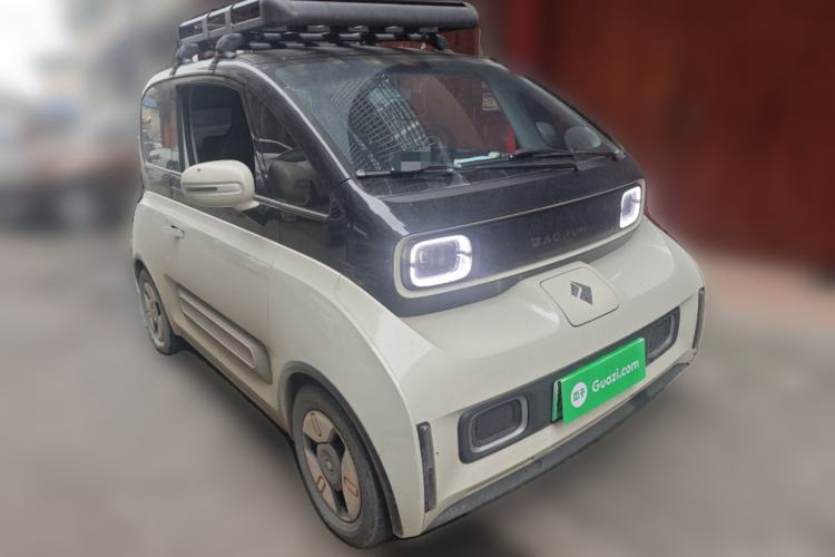 Used Baojun KiWi EV 2022 Artist Lite Edition Ternary Lithium Front Right 45 Deg