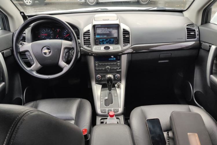 Used Chevrolet Captiva 2014 2.4L 4x4 Flagship Edition 7 Seats