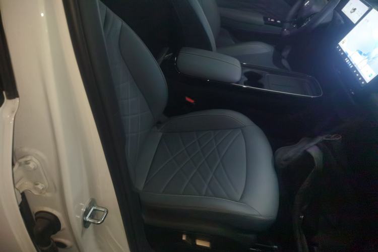 Used ARCFOX T1 2025 Model 425 PLUS
