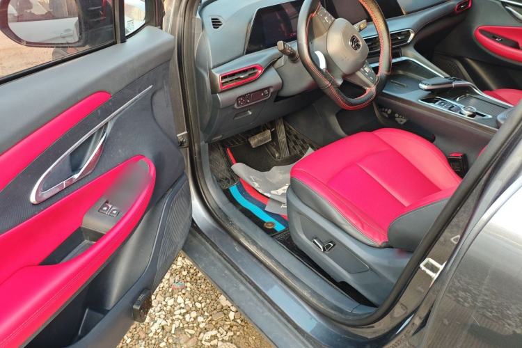 Used Changan UNI-T 2020 1.5T Prestige Version
