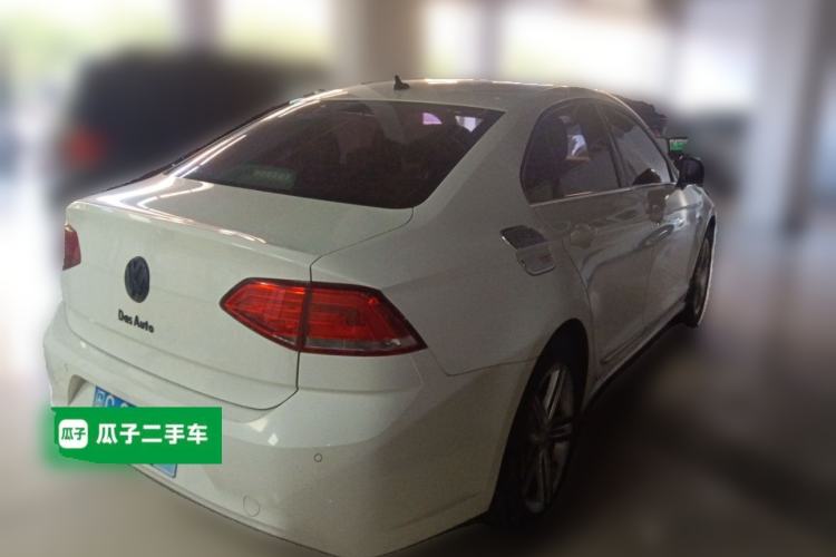 Used Volkswagen Lamando 2017 280TSI DSG Comfort Edition Rear Right 45 Deg