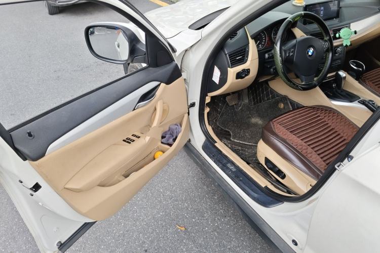 Used BMW X1 2012 sDrive18i Luxury Model