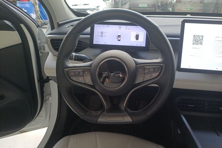 Used BYD Seal 05 DM-i 2025 DM-i Intelligent Drive 120KM Flagship Model Steering Wheel