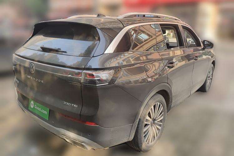 Used Volkswagen Tavendor 2023 330TSI Luxury Touring Edition
