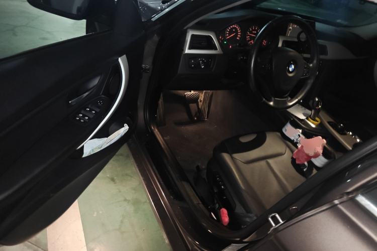 Used BMW 3 Series 2014 320Li Fashion Model
