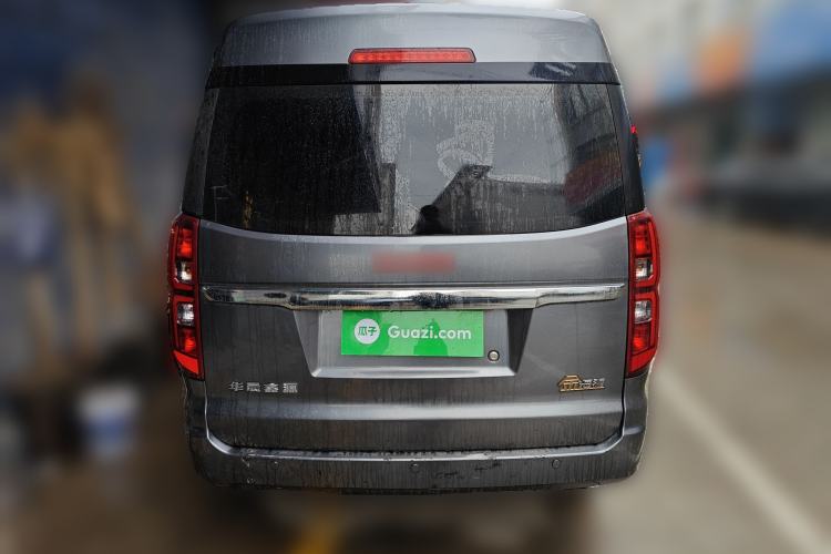 Used Jinbei Gold Hiace 2021 1.5L Passenger Vehicle Engineering Lion 6 Seats
