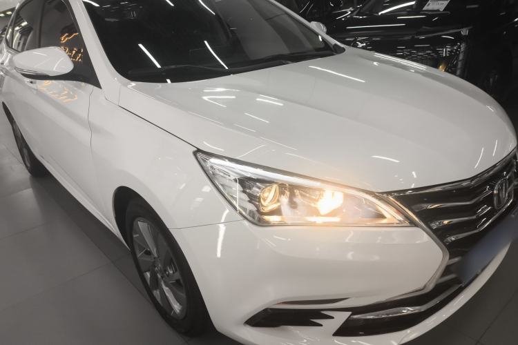 Used CHANGAN Eado DT 2018 1.6L Manual Comfort Model Front Right 45 Deg