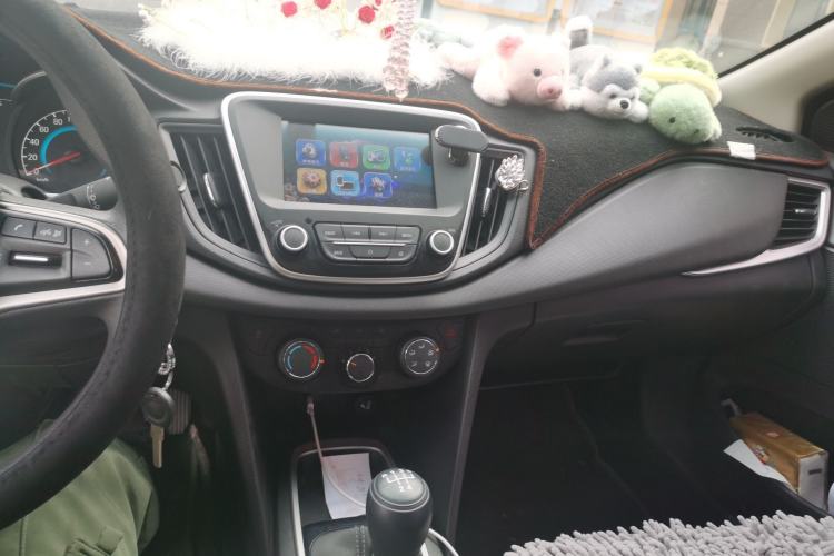 Used Chevrolet Cavalier 2019 320 Manual Xinyue Edition Audio And AC Panel