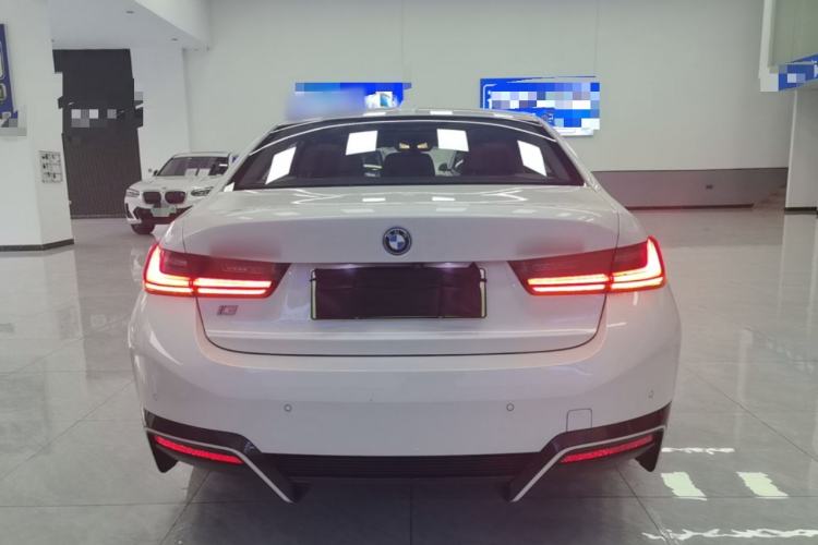 Used BMW i3 2023 eDrive 40 L Midnight Edition
