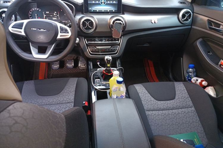 Used BAIC Beijing X5 2020 1.5T Manual Advance Edition China VI
