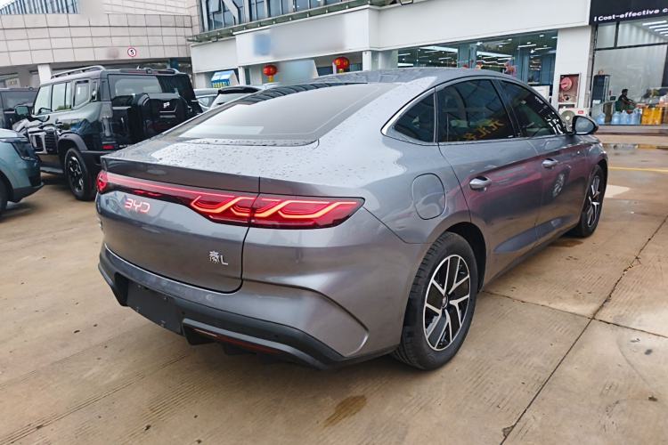 Used BYD Qin L 2024 DM-i 80KM Beyond Model Rear Right 45 Deg