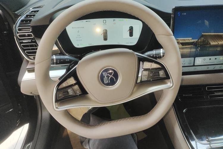 Used BYD Han 2025 EV Intelligent Driving Edition 605KM Prestige Model
