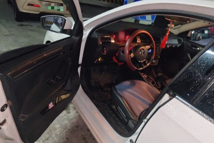 Used Volkswagen Santana 2016 1.6L Manual Comfort Edition
