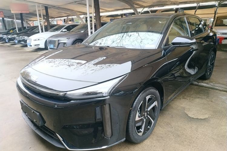 Used Geely Galaxy L6 2024 125km PLUS Dragon Edition