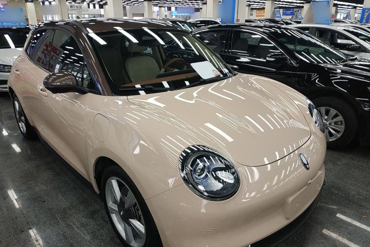 Used ORA Good Cat 2021 400km Standard Range Venus Edition Lithium Iron Phosphate Front Right 45 Deg