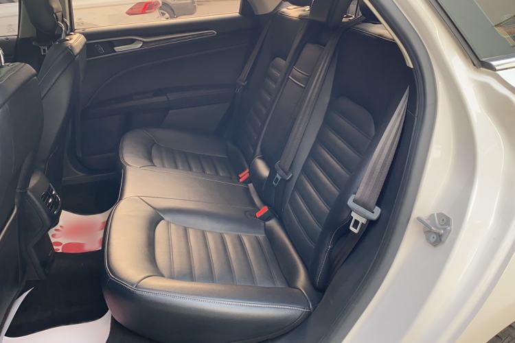 Used Ford Mondeo 2018 EcoBoost 200 Stylish Model Left Rear Seat