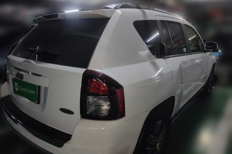 Used Jeep Compass 2013 2.4L four-wheel-drive sport version