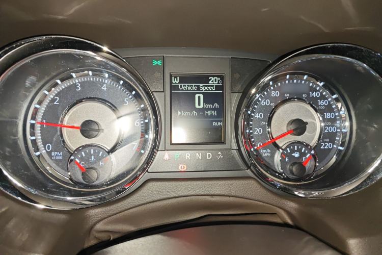 Used Chrysler Grand Voyager 2013 3.6L Luxury Edition Instrument Cluster