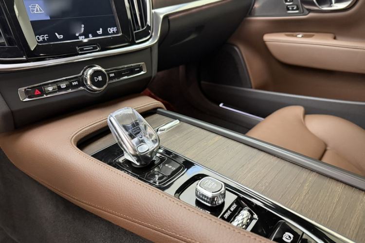 Used Volvo S90 2021 B5 Zhiyuan Luxury Edition
