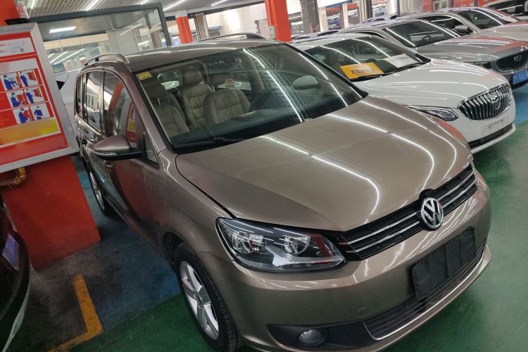 Used Volkswagen Touran 2015 1.4T DSG Comfort Edition 5 Seats