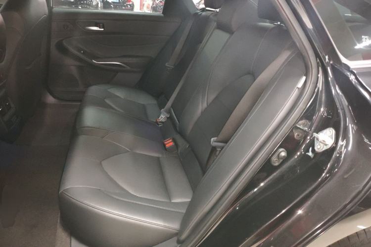 Used Toyota Avalon 2022 2.0L Luxury Edition